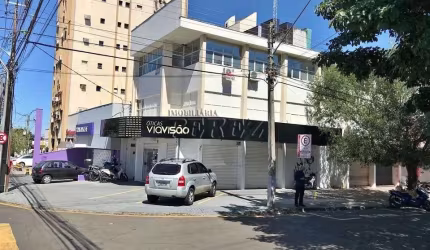 Sala comercial para alugar na Rua Senador Souza Naves, --, Centro, Londrina por R$ 2.560