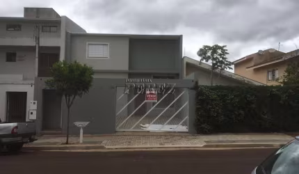 Casa com 4 quartos à venda na Rua Amarílio Bicalho, --, Jardim Burle Marx, Londrina por R$ 850.000