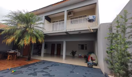 Casa com 3 quartos à venda na Amazonas, --, Centro, Sertanópolis por R$ 1.200.000