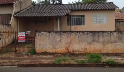 Casa com 3 quartos à venda na Irmã Bona Dose, --, Santa Mônica, Londrina por R$ 250.000