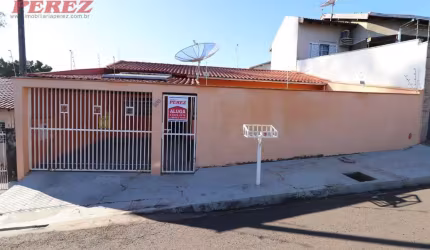 Casa com 3 quartos à venda na Benvenuto Petrin, --, Jardim Pérola, Londrina por R$ 340.000