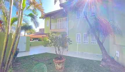 Casa com 3 quartos à venda na Benedito de Oliveira Júnior, --, Monte Carlo, Londrina por R$ 950.000