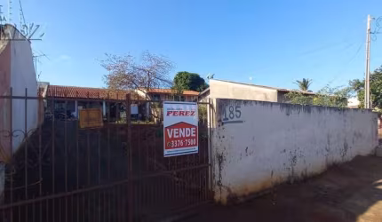 Casa com 2 quartos à venda na Maria Júlia Marroni, --, Jardim Vale Verde, Londrina por R$ 300.000