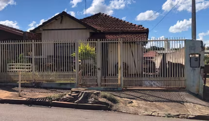Casa com 3 quartos à venda na Serra da Esperança, --, Bandeirantes, Londrina por R$ 450.000