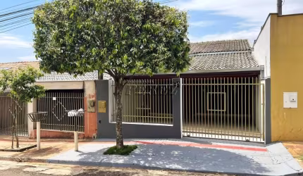 Casa com 2 quartos à venda na Rua Augusto Massaretto, --, Jardim Continental, Londrina por R$ 299.000