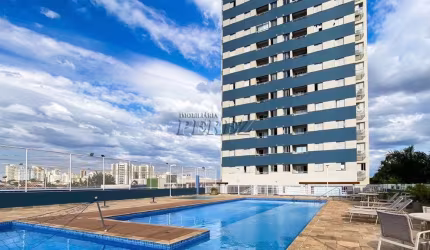 Apartamento com 3 quartos para alugar na Rua Clevelândia, --, Vitória, Londrina por R$ 2.350