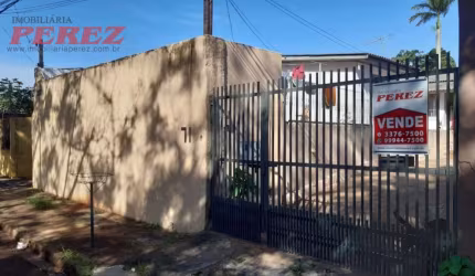 Casa com 2 quartos à venda na OSWALDO CRUZ, --, Jardim Kase, Londrina por R$ 250.000