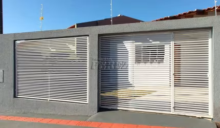 Casa com 3 quartos à venda na Avenida Waldir de Azevedo, --, Parigot de Souza 2, Londrina por R$ 295.000