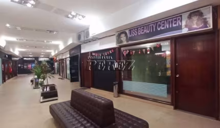 Sala comercial à venda na Rua Piauí, --, Centro, Londrina por R$ 280.000