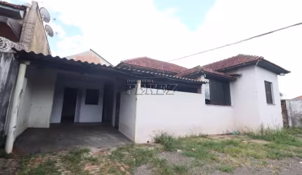 Casa comercial para alugar na Avenida Duque de Caxias, --, Centro, Londrina por R$ 2.000