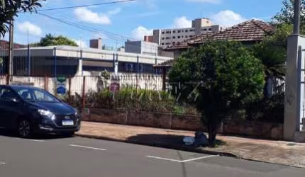 Casa com 3 quartos à venda na Rua Raposo Tavares, --, Vila Larsen 1, Londrina por R$ 1.300.000