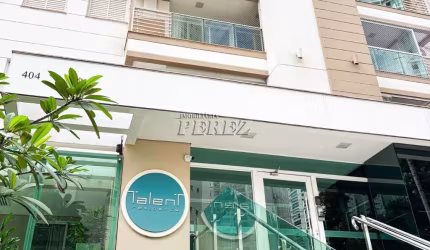 Apartamento com 3 quartos à venda na Rua Eurico Hummig, --, Gleba Fazenda Palhano, Londrina por R$ 770.000
