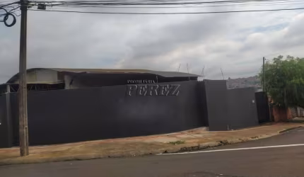 Barracão / Galpão / Depósito à venda na Rua Perdizes, --, Paraíso, Londrina por R$ 380.000