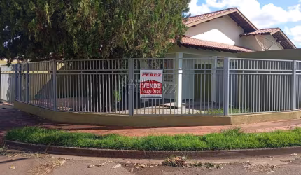 Casa com 3 quartos à venda na Norberto Cestari Moreira, --, Antares, Londrina por R$ 490.000