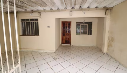 Casa com 3 quartos para alugar na ODILON BORGES DE CARVALHO, --, Jardim Shangri la, Londrina por R$ 1.200