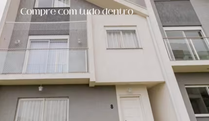 Triplex em Condomínio Fechado Com todos os móveis dentro