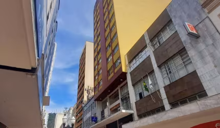 Apartamento à venda no bairro Centro, em Juiz de Fora - MG