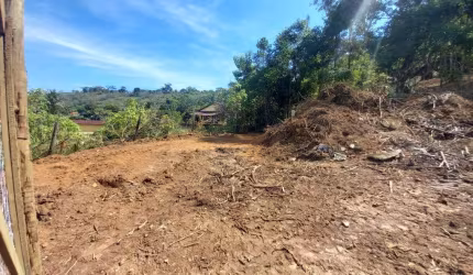 Terreno à venda no bairro Vale do Amanhecer, em Juiz de Fora - MG