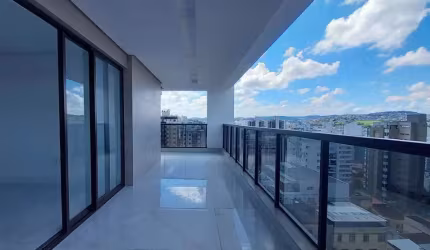 Apartamento à venda no bairro Centro, em Juiz de Fora - MG