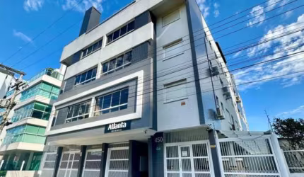 Apartamento de 02 dormitórios no centro de Tramandaí