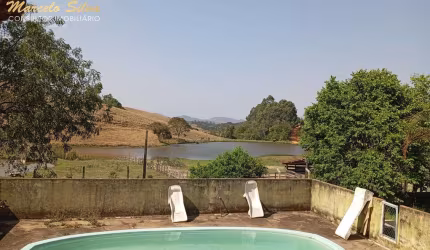 SITIO  COM  NASCENTES ,  TOLEDO - MG