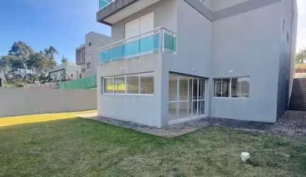 CASA 3 SUÍTES  ALTO PADRÃO CONDOMINIO COM SISTEMA DE CLUBE CAMPOS DO CONDE