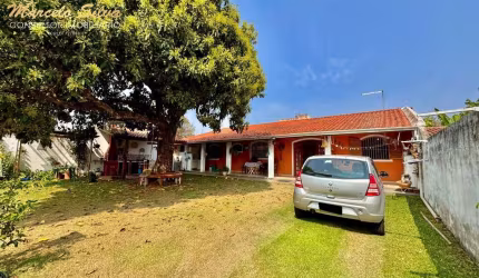 Casa com 2 quartos à venda na Rua Hélio Bertolotti Ferreira, 55, Residencial Hípica Jaguari, Bragança Paulista, 458 m2 por R$ 499.000