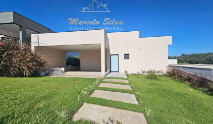 CASA TOTALMENTE TÉRREA, 3 SUITES  CONDOMNIO FLAMBOYAN  ,