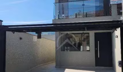 Sobrado 3 quartos, 1 suíte em bairro nobre de Atibaia