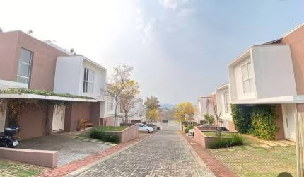 Village com 3 dormitórios à venda, 127 m² por R$ 1.200.000,00 - Jardim Paulista - Atibaia/SP