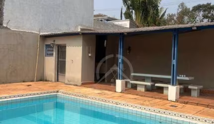 Casa com 3 dormitórios à venda, 242 m² por R$ 1.100.000,00 - Loanda - Atibaia/SP