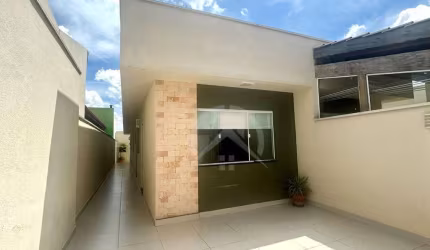 Casa com 3 dormitórios à venda, 83 m² por R$ 599.000,00 - Jardim Alvinópolis - Atibaia/SP