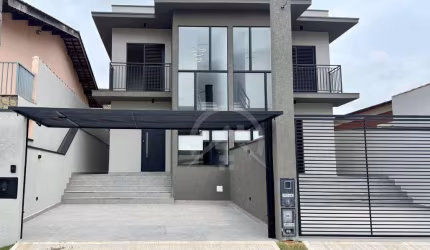 Sobrado com 3 dormitórios à venda, 132 m² por R$ 980.000,00 - Jardim Tapajós - Atibaia/SP