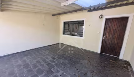 Sobrado com 2 dormitórios e edícula, locação 110 m² por R$ 2.576/mês - Centro - Atibaia/SP