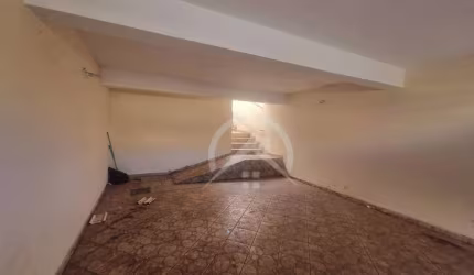 Casa com 4 dormitórios para alugar, 100 m² por R$ 3.120,00/mês - Jardim Alvinópolis - Atibaia/SP