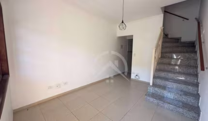 Casa com 2 dormitórios para alugar, 63 m² por R$ 2.500,00/mês - Centro - Atibaia/SP
