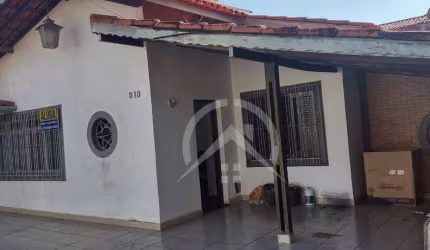Casa com 5 dormitórios para alugar, 250 m² por R$ 6.000,00/mês - Jardim Paulista - Atibaia/SP