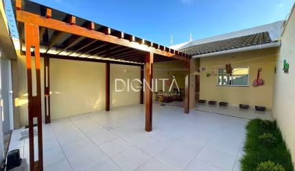 Casa impecável em rua privativa 2 suítes - Eusébio-CE