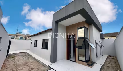 Casa moderna de 3 quartos com 2 vagas em Eusébio - bairro Urucunema
