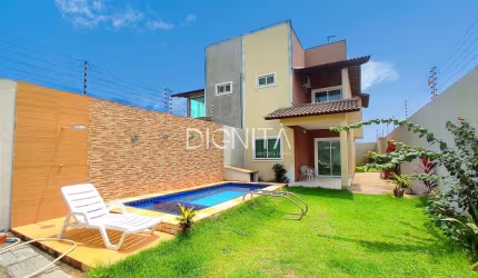 Casa duplex com piscina Porto das Dunas