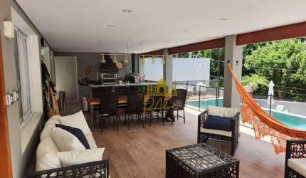 Village com 3 dormitórios à venda, 302 m² por R$ 1.880.000,00 - Granja Viana II - Cotia/SP
