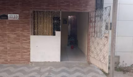 Casa a venda no Jardim Jatobá