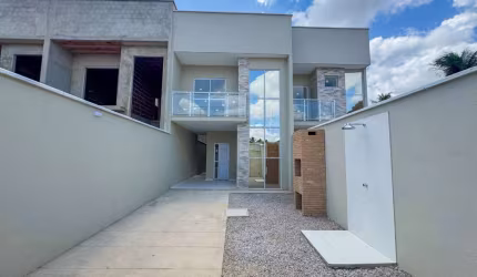Casa Duplex de 3 Quartos a venda no Maracanaú Bairro Luzardo Viana
