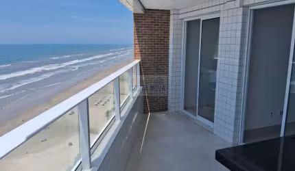 Apartamento à Venda de 64m² com 2 Quartos no  Solemar em Praia Grande - SP.