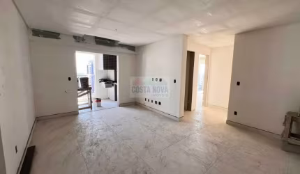 Apartamento com 2 quartos sendo os  2 suítes, uma delas com closet, 1 vaga, bairro Aviação.