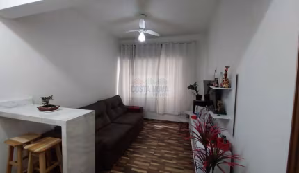 Apartamento com 50m2,  1 dormitório , Próximo a Praia no bairro do  Embaré - IMPERDÍVEL