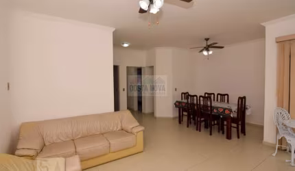 Apartamento Mobiliado 3 dormitórios próximo Praia com sacada.
