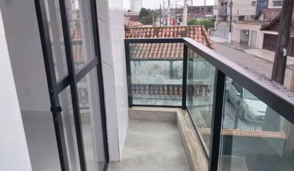 Sobrado próximo da praia no bairro da Aviação. 66 m², 2 quartos, 1 garagem