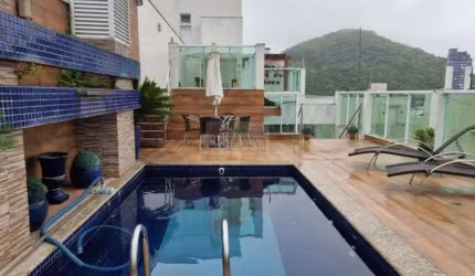 Cobertura triplex, 3 suítes, 598 m2, 6 vagas de garagem, vista pro mar!