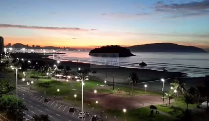 Apartamento de 122m², com 3 quartos, Vista mar